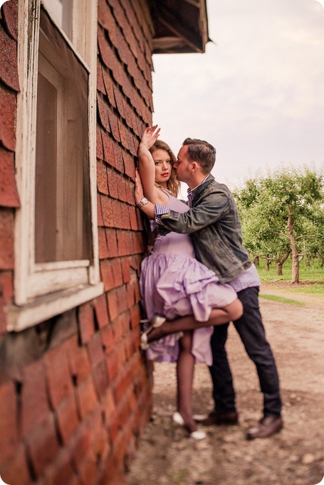 kelowna-creative-couple's-portraits-motorcycle-vintage-orchard138_by-Kevin-Trowbridge