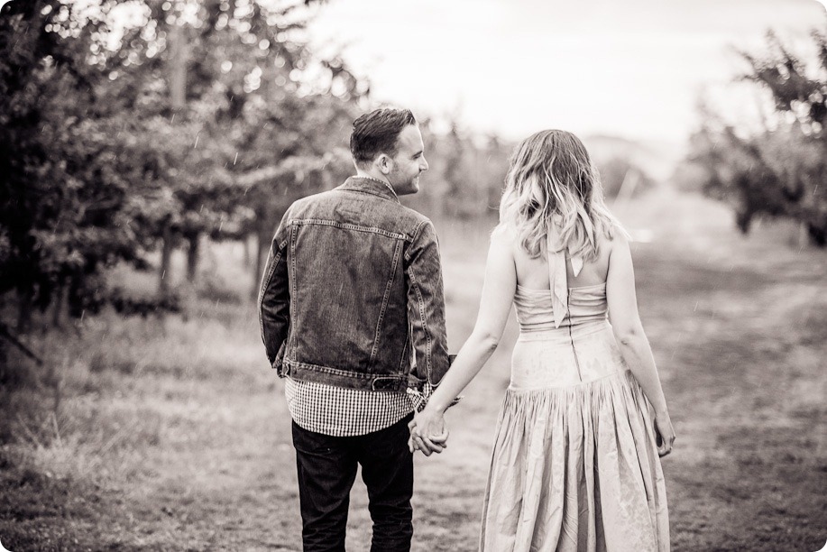 kelowna-creative-couple's-portraits-motorcycle-vintage-orchard86_by-Kevin-Trowbridge