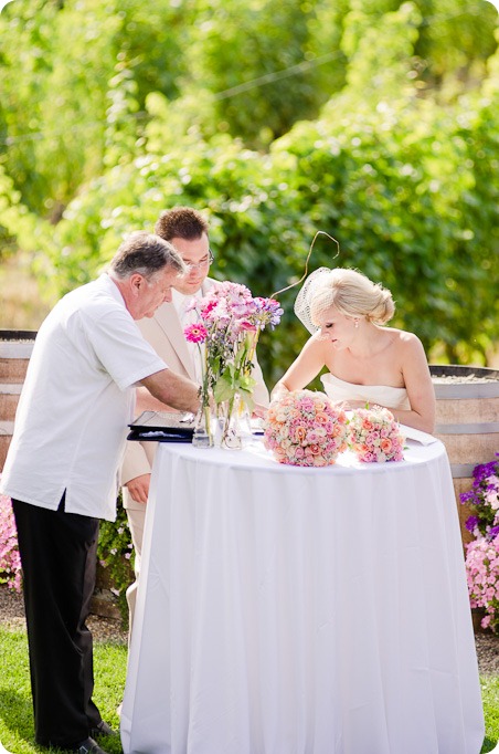 vintage-summerhill-schoolhouse-wedding-Kelowna_125_by-Kevin-Trowbridge