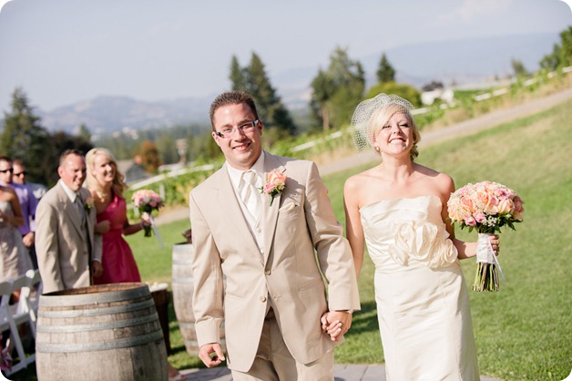 vintage-summerhill-schoolhouse-wedding-Kelowna_130_by-Kevin-Trowbridge