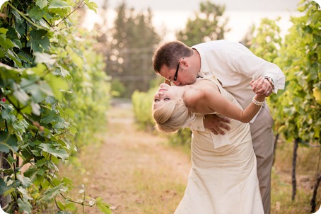 vintage-summerhill-schoolhouse-wedding-Kelowna_180_by-Kevin-Trowbridge