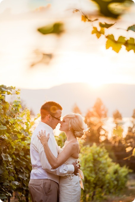 vintage-summerhill-schoolhouse-wedding-Kelowna_186_by-Kevin-Trowbridge