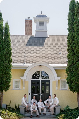 vintage-summerhill-schoolhouse-wedding-Kelowna_26_by-Kevin-Trowbridge