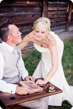 vintage-summerhill-schoolhouse-wedding-Kelowna_82_by-Kevin-Trowbridge