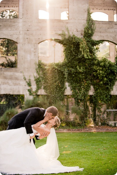 Kaleaden-rustic-elegant-wedding_Ponderosa-Point_Skaha-lake129_by-Kevin-Trowbridge