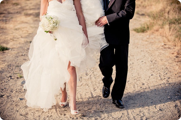 Kaleaden-rustic-elegant-wedding_Ponderosa-Point_Skaha-lake132_by-Kevin-Trowbridge