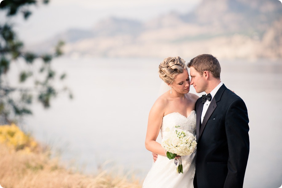 Kaleaden-rustic-elegant-wedding_Ponderosa-Point_Skaha-lake133_by-Kevin-Trowbridge