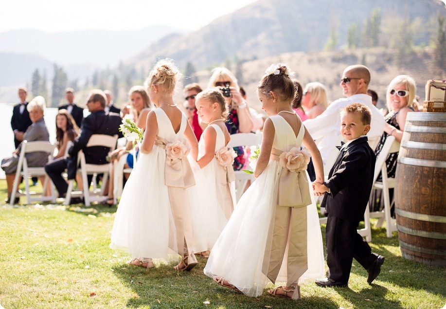 Kaleaden-rustic-elegant-wedding_Ponderosa-Point_Skaha-lake48_by-Kevin-Trowbridge