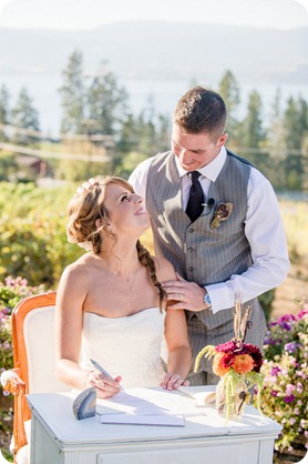 Kelowna-Summerhill-Winery-fall-wedding-vineyard-barn-pyramid-portraits55_by-Kevin-Trowbridge