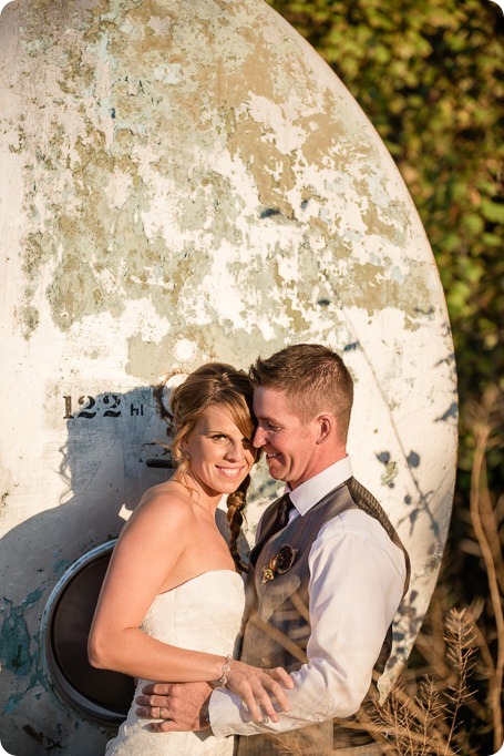 Kelowna-Summerhill-Winery-fall-wedding-vineyard-barn-pyramid-portraits63_by-Kevin-Trowbridge