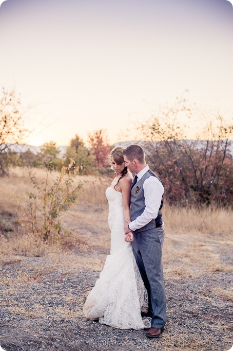 Kelowna-Summerhill-Winery-fall-wedding-vineyard-barn-pyramid-portraits72_by-Kevin-Trowbridge