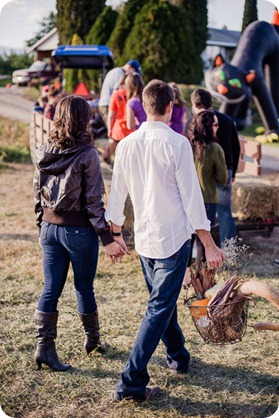 Kelowna-fall-autumn-farm-engagement-session-with-horses_1942_by-Kevin-Trowbridge