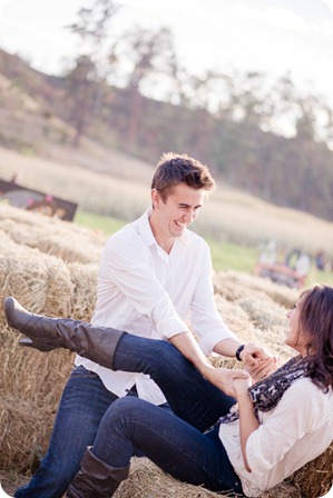 Kelowna-fall-autumn-farm-engagement-session-with-horses_2800_by-Kevin-Trowbridge