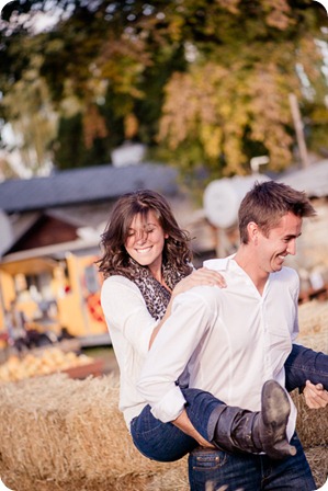 Kelowna-fall-autumn-farm-engagement-session-with-horses_2843_by-Kevin-Trowbridge