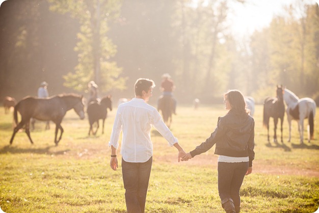 Kelowna-fall-autumn-farm-engagement-session-with-horses_2944_by-Kevin-Trowbridge