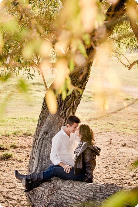 Kelowna-fall-autumn-farm-engagement-session-with-horses_3102_by-Kevin-Trowbridge