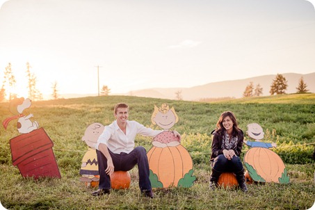 Kelowna-fall-autumn-farm-engagement-session-with-horses_3476_by-Kevin-Trowbridge