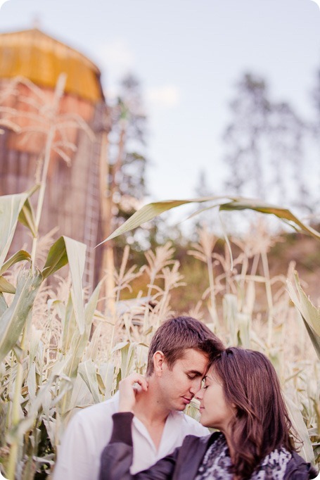 Kelowna-fall-autumn-farm-engagement-session-with-horses_3520_by-Kevin-Trowbridge