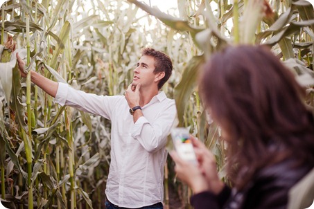 Kelowna-fall-autumn-farm-engagement-session-with-horses_3624_by-Kevin-Trowbridge