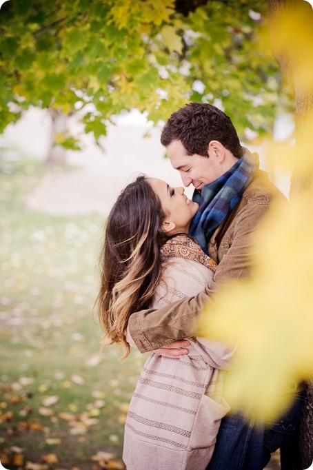 oyama-engagement-session_autumn-portraits09_by-Kevin-Trowbridge