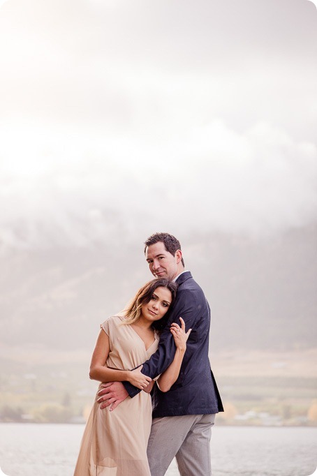 oyama-engagement-session_autumn-portraits108_by-Kevin-Trowbridge