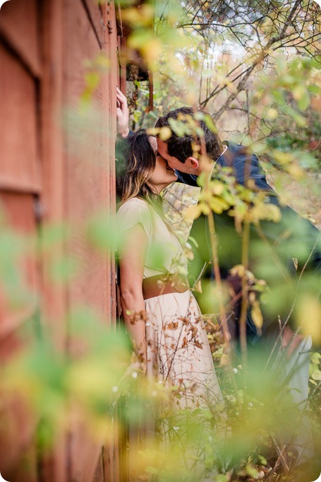 oyama-engagement-session_autumn-portraits114_by-Kevin-Trowbridge