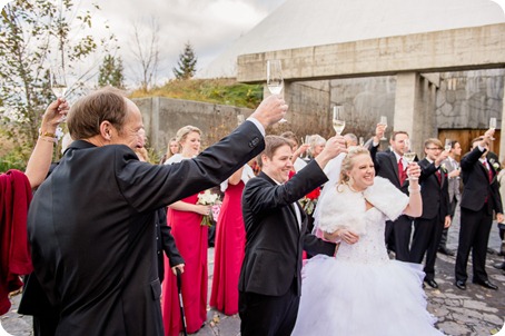 wedding-photography-Summerhill-Winery-Kelowna-winter-Pyramid_150938_by-Kevin-Trowbridge