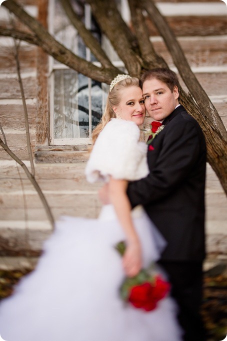 wedding-photography-Summerhill-Winery-Kelowna-winter-Pyramid_155924_by-Kevin-Trowbridge