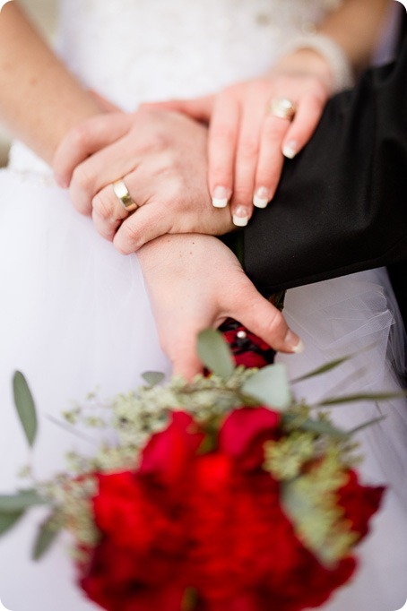 wedding-photography-Summerhill-Winery-Kelowna-winter-Pyramid_160033_by-Kevin-Trowbridge