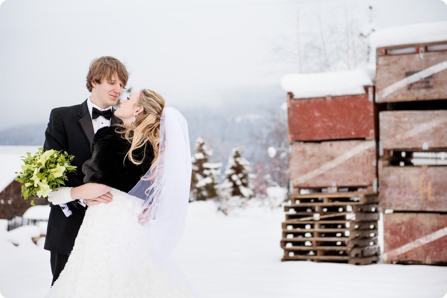 okanagan_winter-wedding_new-year's-eve84_by-Kevin-Trowbridge