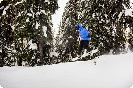 Big-White_snowboard-engagement-session_snowghost-portraits_126_by-Kevin-Trowbridge