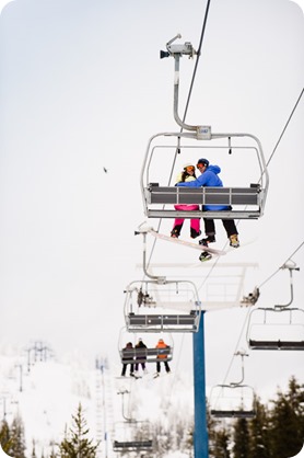 Big-White_snowboard-engagement-session_snowghost-portraits_60_by-Kevin-Trowbridge