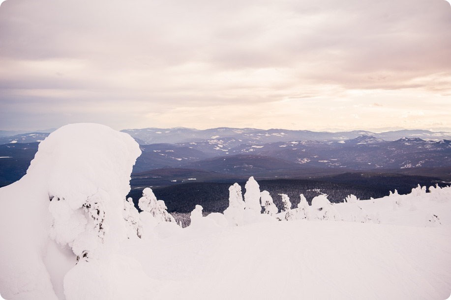 Big-White_snowboard-engagement-session_snowghost-portraits_61_by-Kevin-Trowbridge