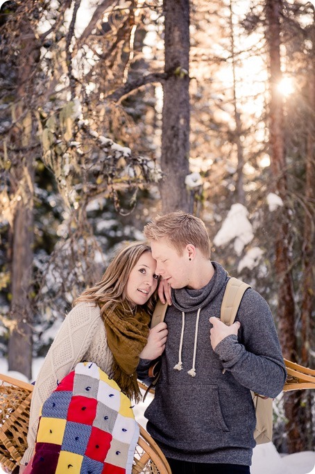 Crystal-Mountain_Kelowna-engagement-session_snowshoeing-smores_38_by-Kevin-Trowbridge