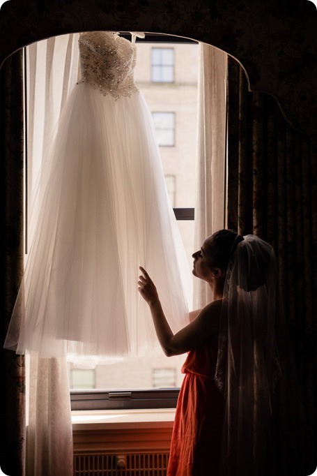persian-wedding_queen-elizabeth-park_fairmont-hotel-vancouver-wedding-photography_09_by-Kevin-Trowbridge