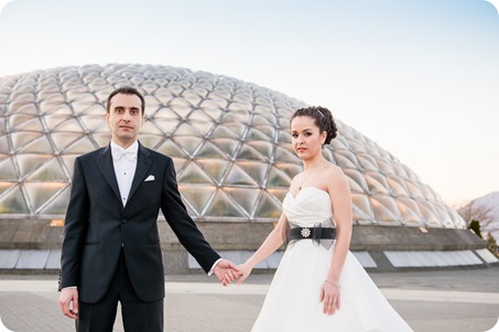 persian-wedding_queen-elizabeth-park_fairmont-hotel-vancouver-wedding-photography_144_by-Kevin-Trowbridge