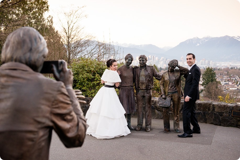 persian-wedding_queen-elizabeth-park_fairmont-hotel-vancouver-wedding-photography_147_by-Kevin-Trowbridge