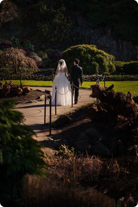 persian-wedding_queen-elizabeth-park_fairmont-hotel-vancouver-wedding-photography_78_by-Kevin-Trowbridge