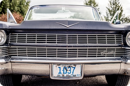 convertible-Cadillac_engagement-portraits_travel-cherry-orchard_Okanagan_01_by-Kevin-Trowbridge