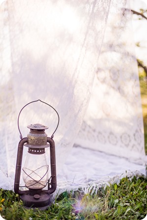 tandem-bike_engagement-portraits_apple-orchard_Kelowna_59_by-Kevin-Trowbridge