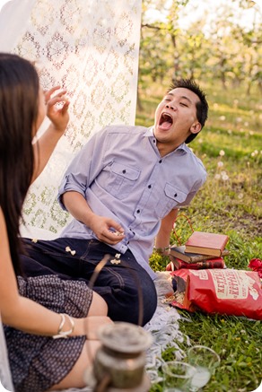 tandem-bike_engagement-portraits_apple-orchard_Kelowna_91_by-Kevin-Trowbridge