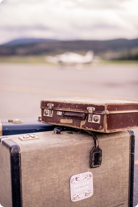 Kelowna-airport-engagement-session_airplane-portraits_17_by-Kevin-Trowbridge