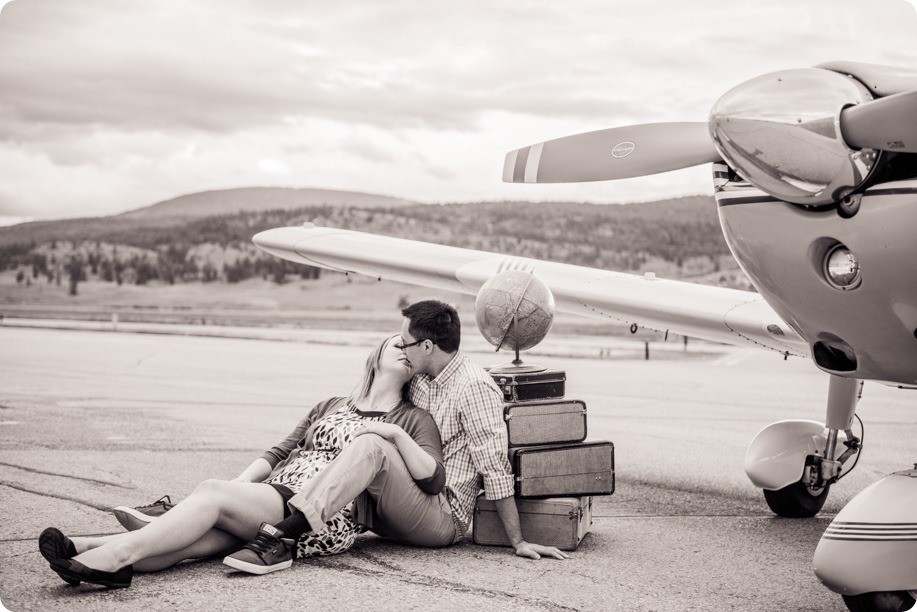 Kelowna-airport-engagement-session_airplane-portraits_45_by-Kevin-Trowbridge