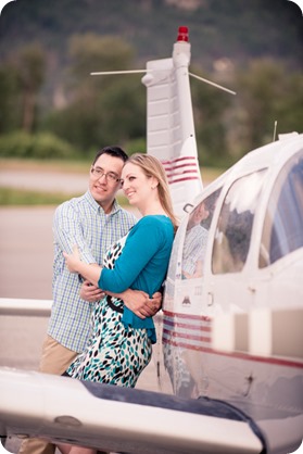 Kelowna-airport-engagement-session_airplane-portraits_62_by-Kevin-Trowbridge