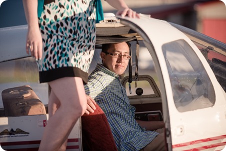 Kelowna-airport-engagement-session_airplane-portraits_80_by-Kevin-Trowbridge