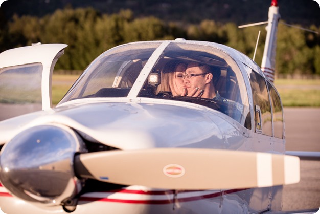 Kelowna-airport-engagement-session_airplane-portraits_83_by-Kevin-Trowbridge