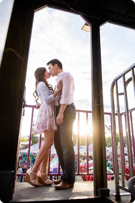 Kelowna-carnival-engagement-session_amusement-park-portraits100_by-Kevin-Trowbridge