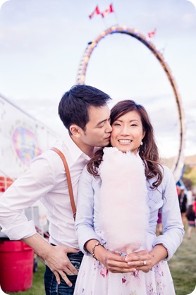 Kelowna-carnival-engagement-session_amusement-park-portraits123_by-Kevin-Trowbridge