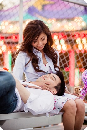 Kelowna-carnival-engagement-session_amusement-park-portraits150_by-Kevin-Trowbridge