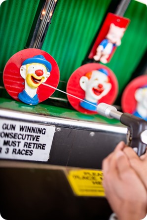 Kelowna-carnival-engagement-session_amusement-park-portraits36_by-Kevin-Trowbridge